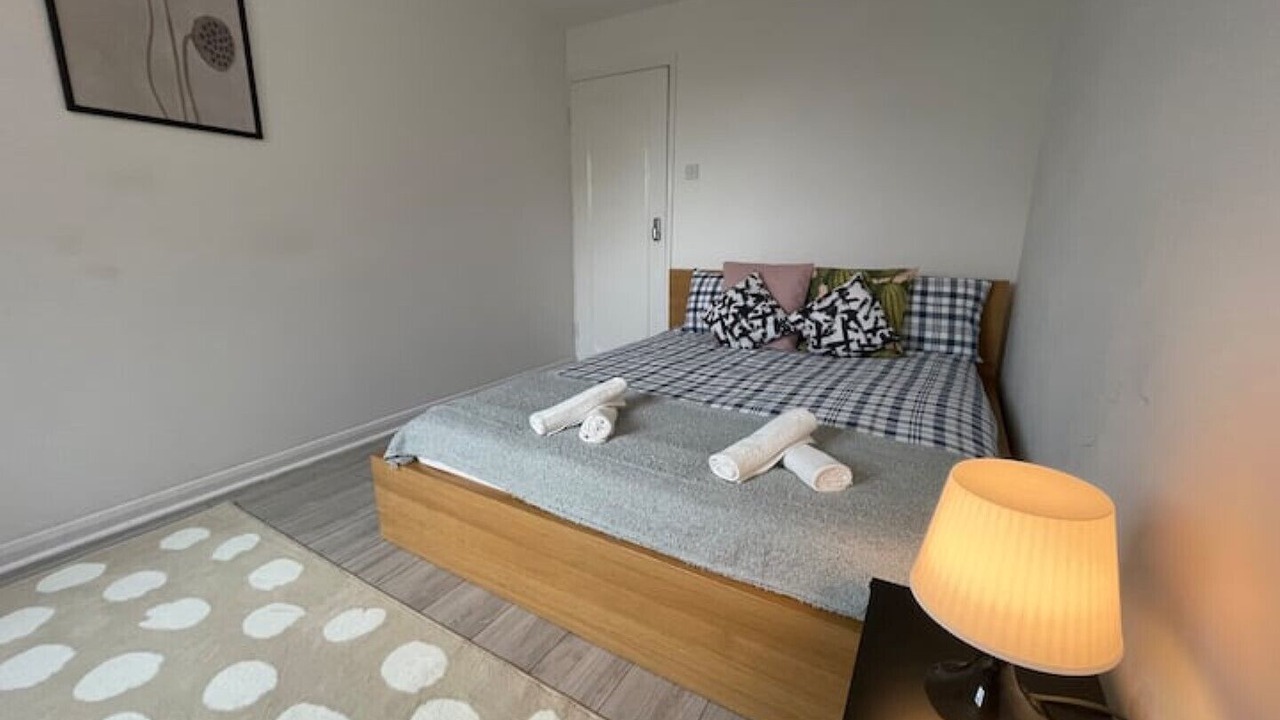 Photo of Bedroom in Homerton