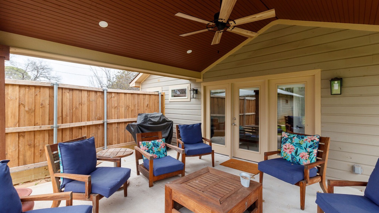 Photo of Patio Balcony in Central Arlington