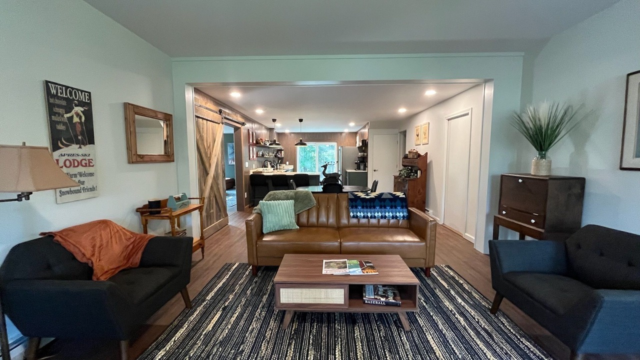Photo of Livingroom in Manchester Center