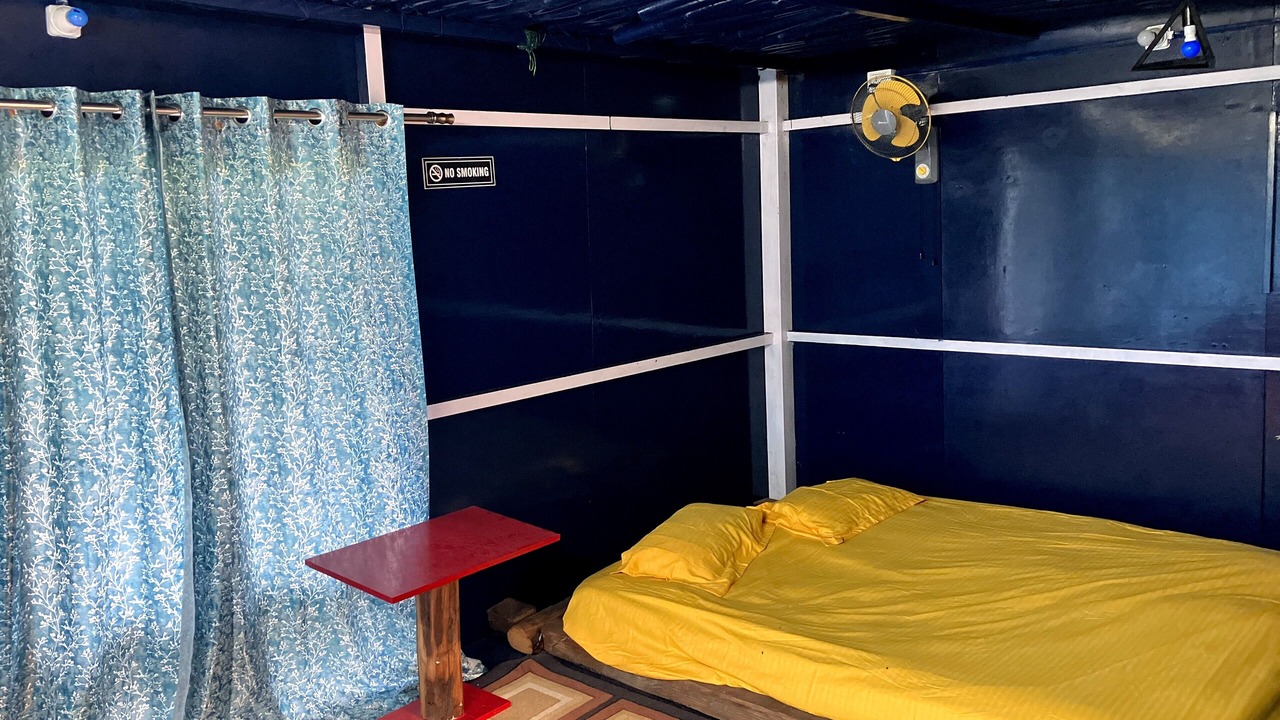 Photo of Bedroom in Tehri