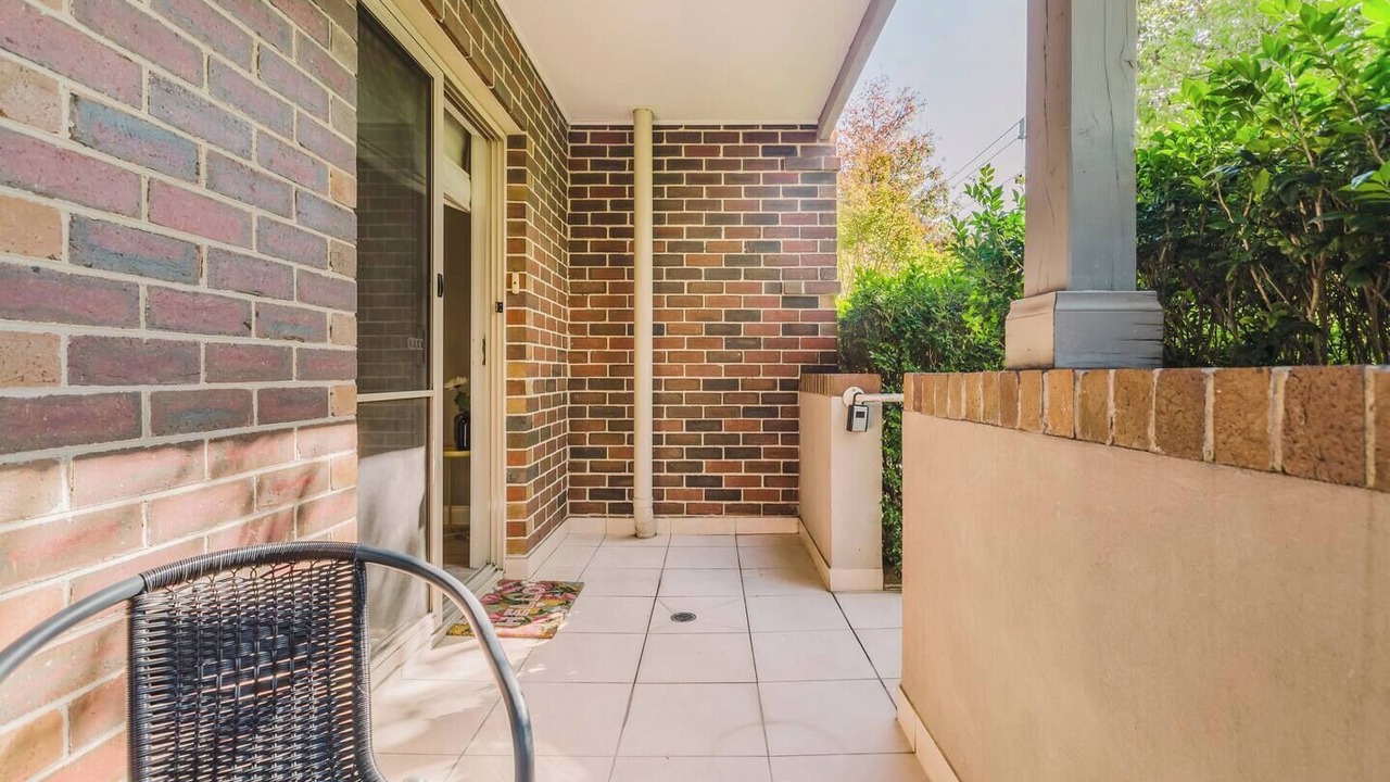 Photo of Outdoor in Kew