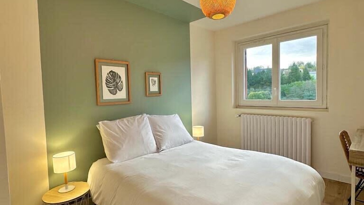 Photo of Bedroom in Isle