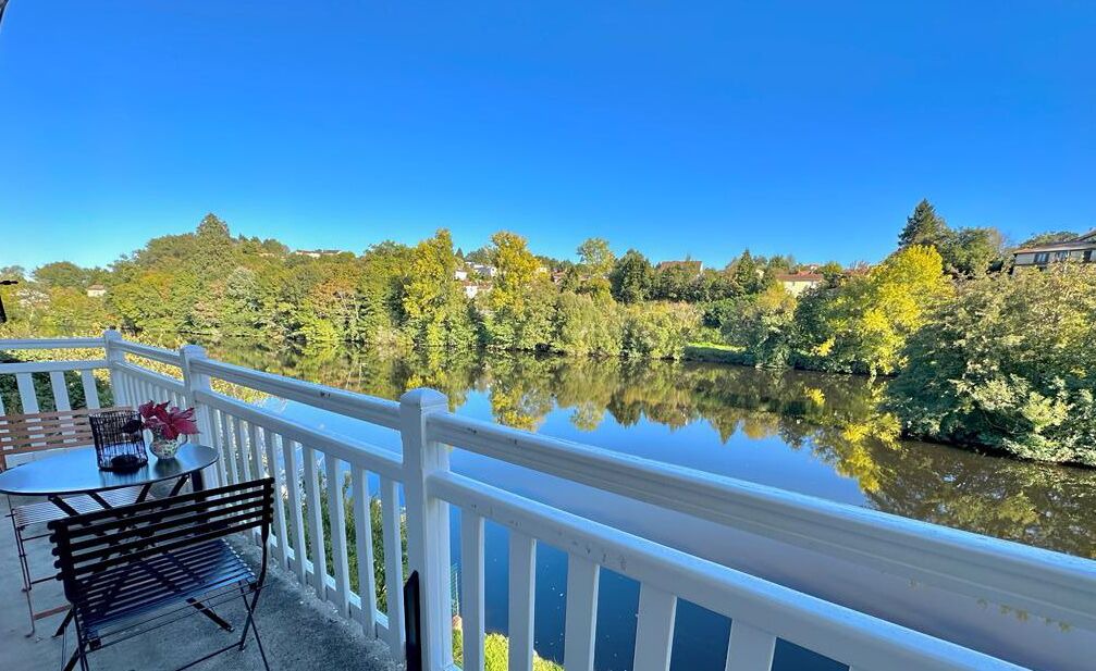 Photo of Outdoor in Isle