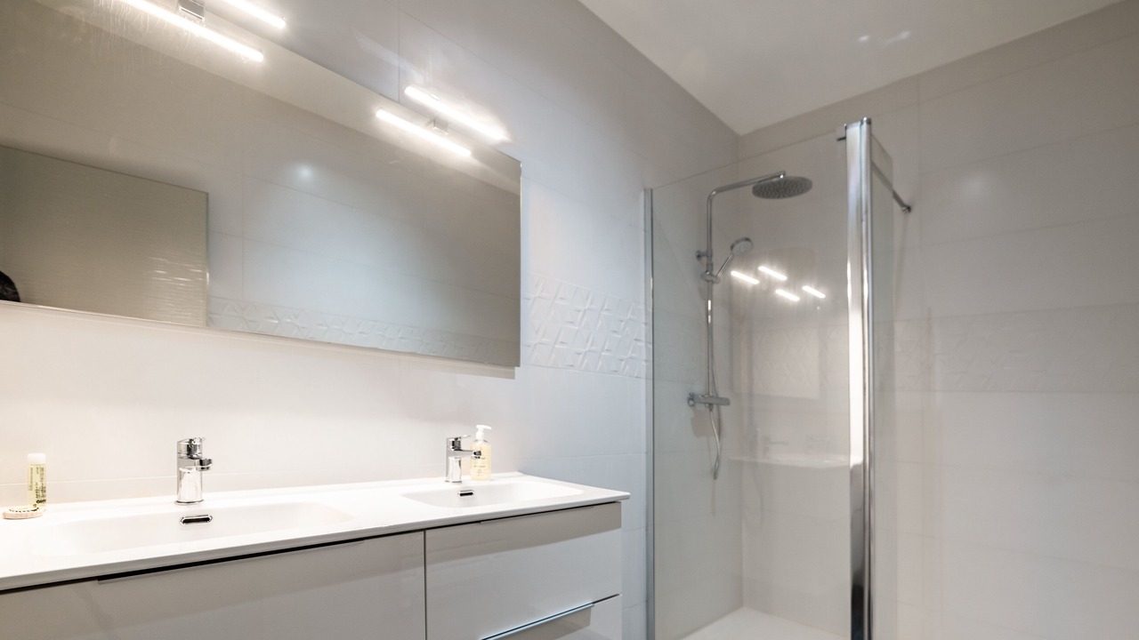 Photo of Bathroom in Feytiat