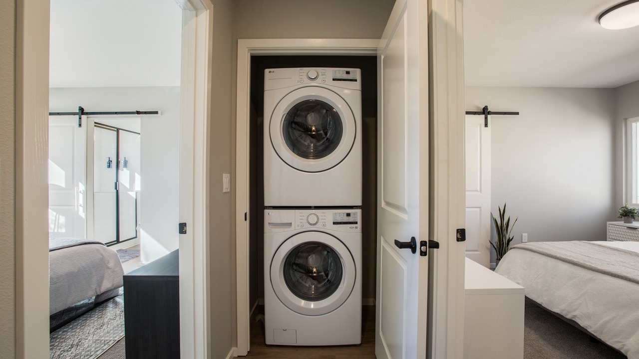 Photo of Bedroom in Raynolds Addition