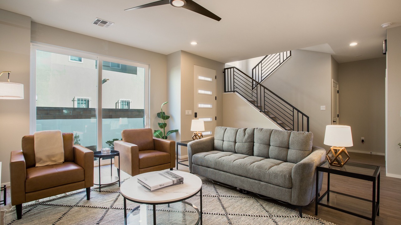 Photo of Livingroom in Raynolds Addition