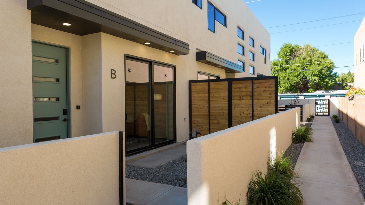 Photo of Outdoor in Raynolds Addition