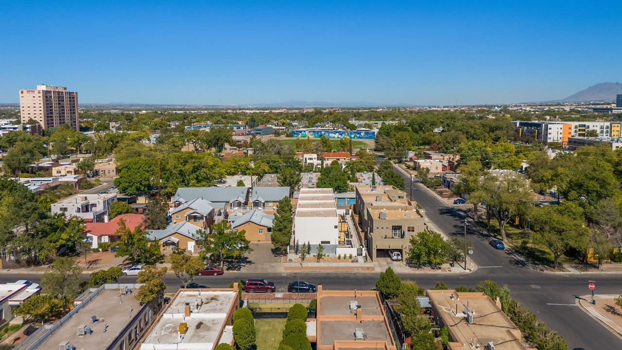 Photo of Outdoor in Raynolds Addition