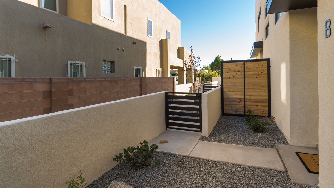 Photo of Outdoor in Raynolds Addition