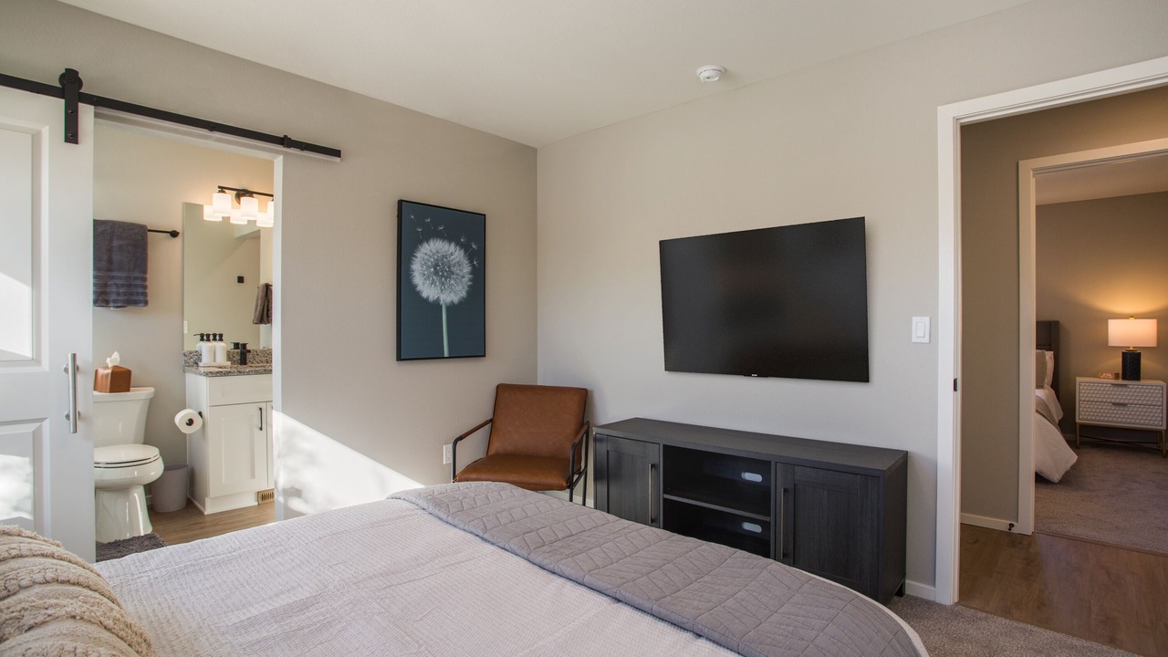 Photo of Bedroom in Raynolds Addition