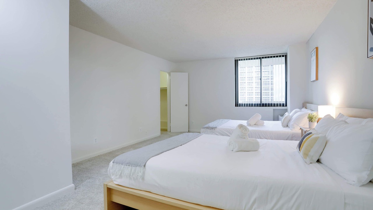 Photo of Bedroom in Crystal City
