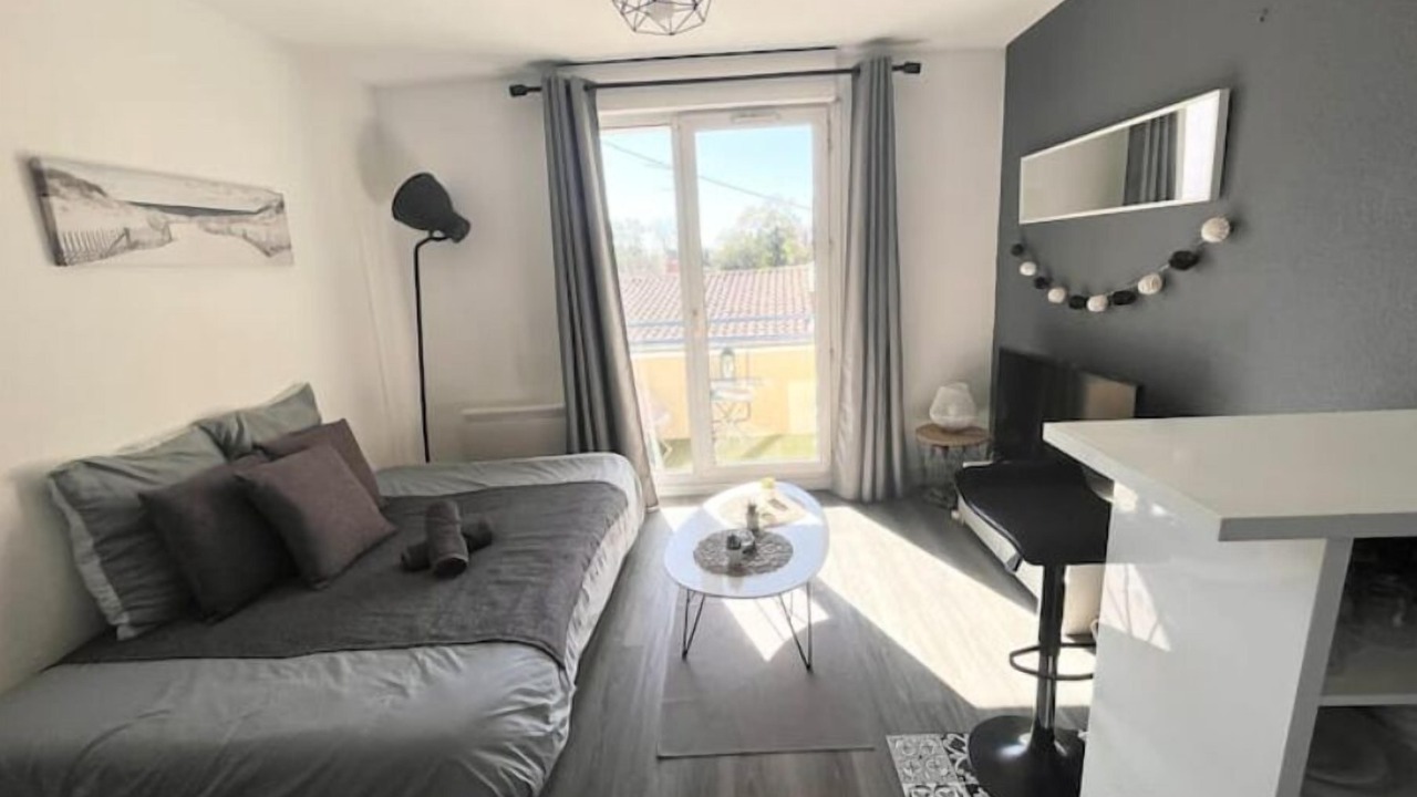 Photo of Bedroom in Talence