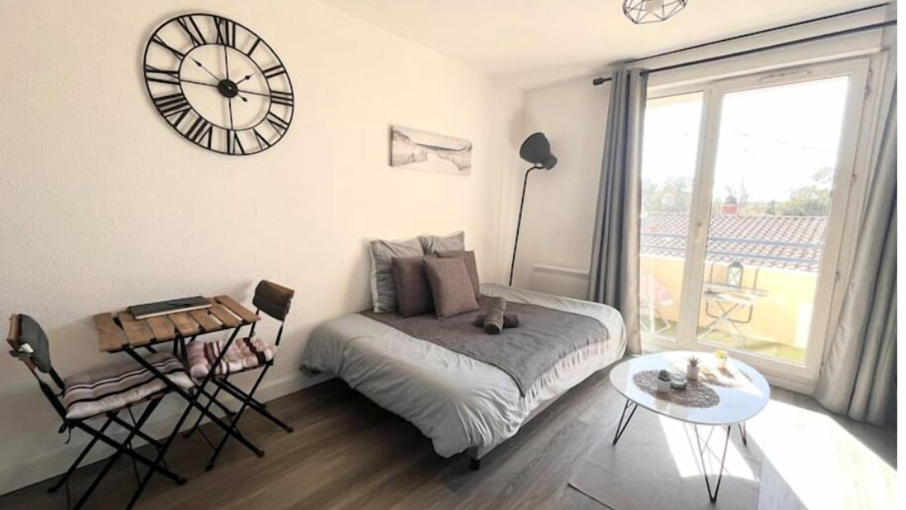 Photo of Bedroom in Talence