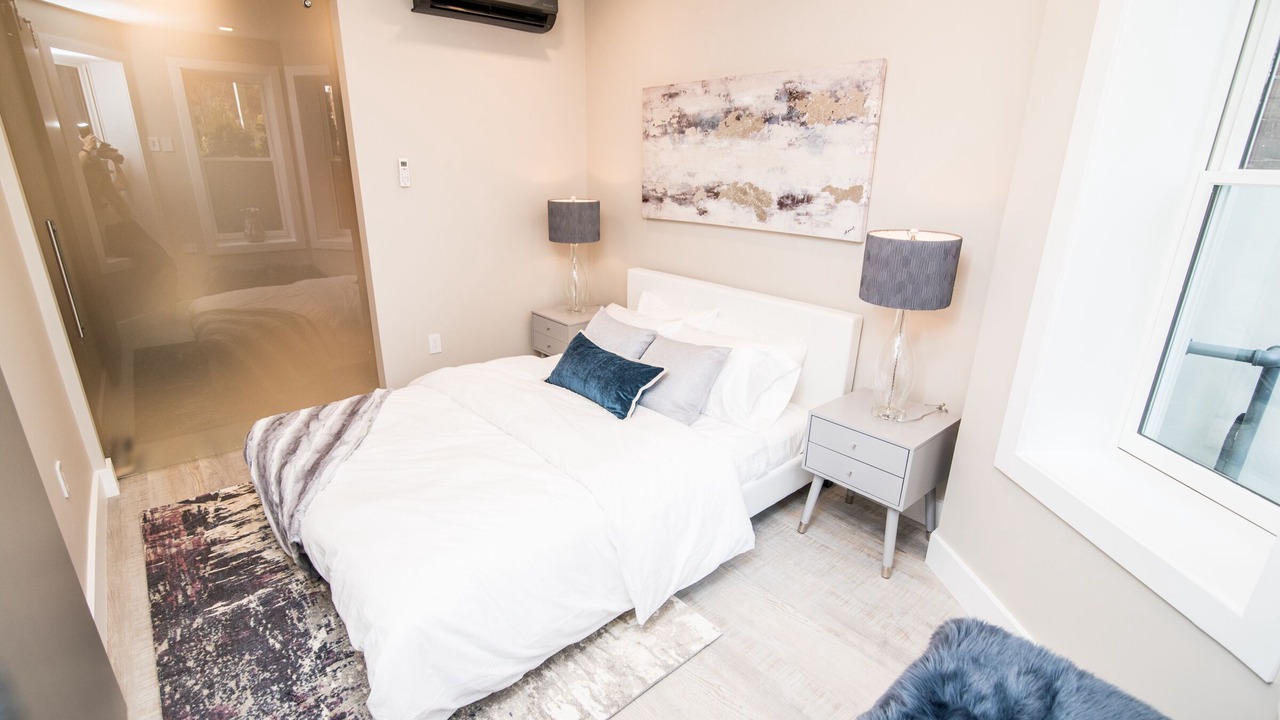 Photo of Bedroom in Dupont Circle