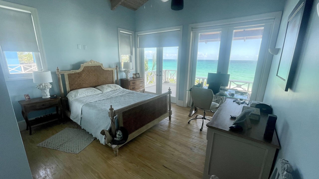 Photo of Bedroom in Great Harbour Cay