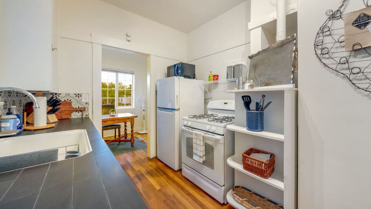 Photo of Kitchen in West University