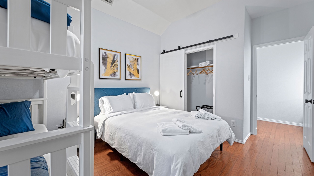 Photo of Bedroom in The Colony