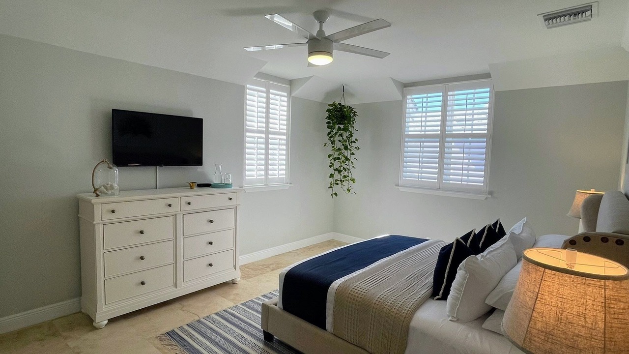 Photo of Bedroom in Palm Cay