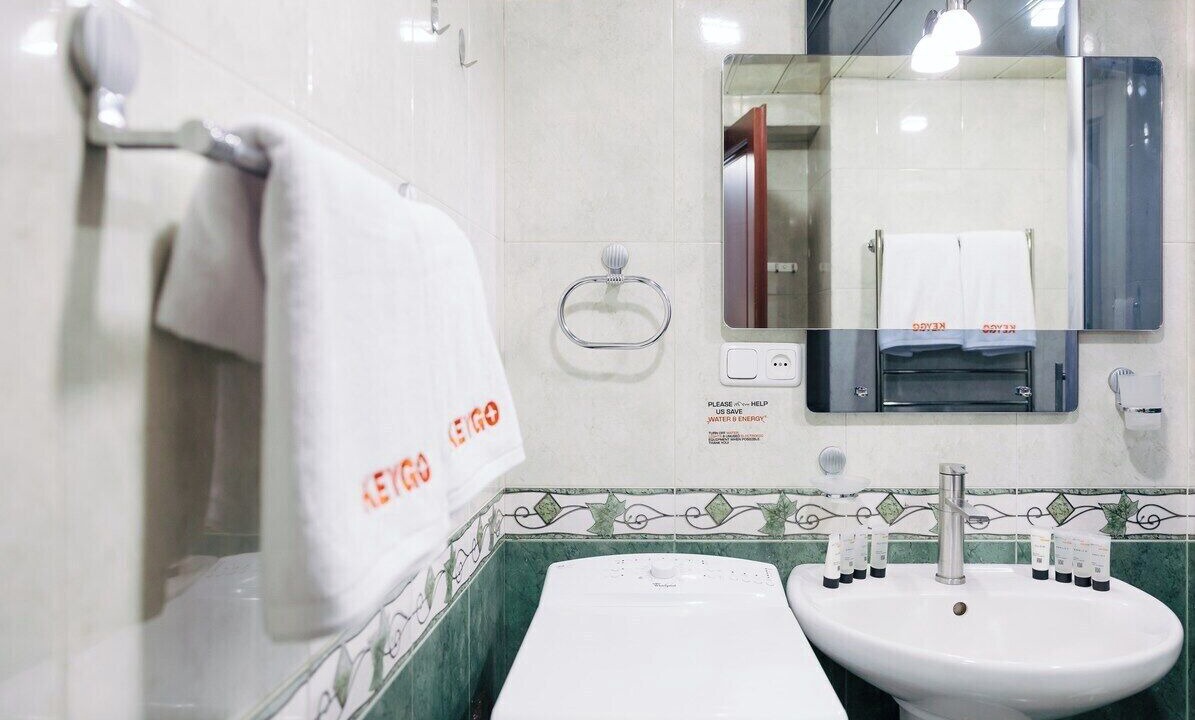 Photo of Bathroom in Kentron