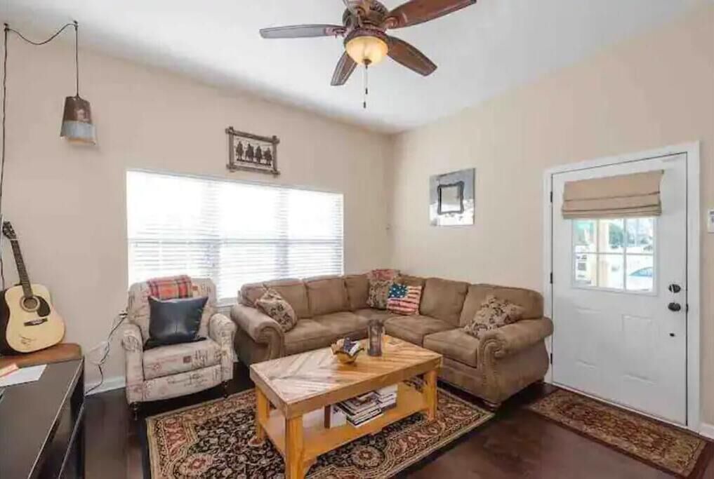 Photo of Livingroom in Hope Gardens