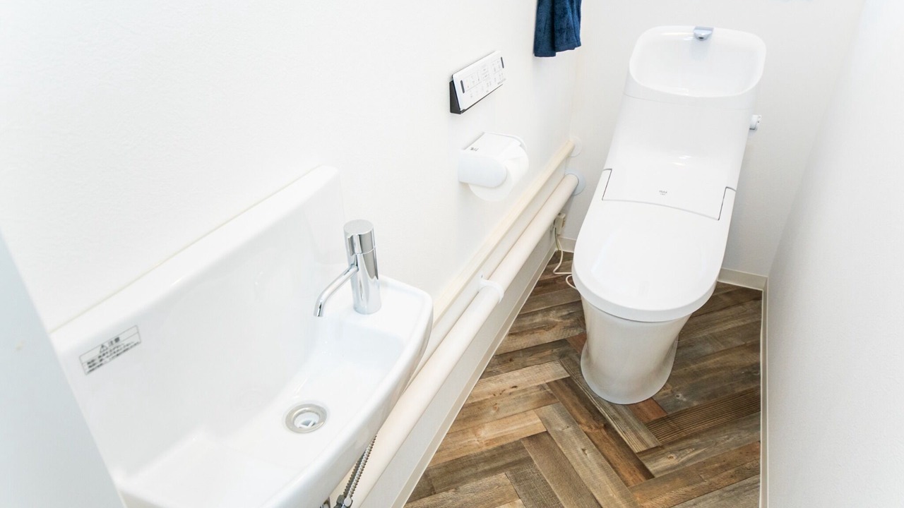 Photo of Bathroom in Kuwana
