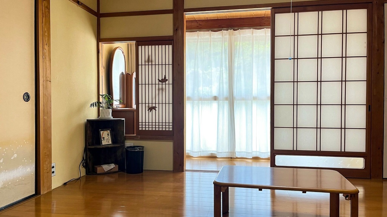 Photo of Bedroom in Asago