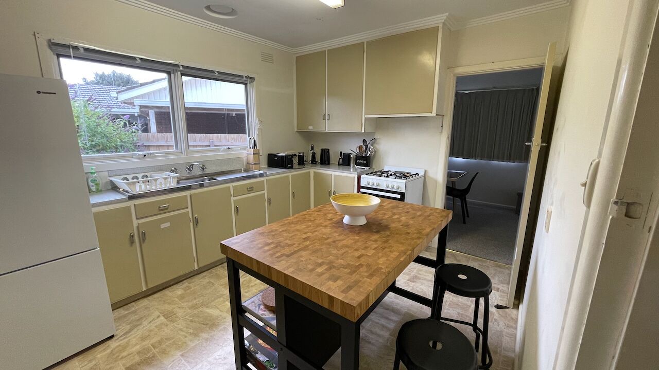 Photo of Kitchen in Indented Head