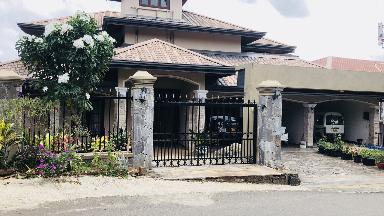 Photo of Outdoor in Primrose