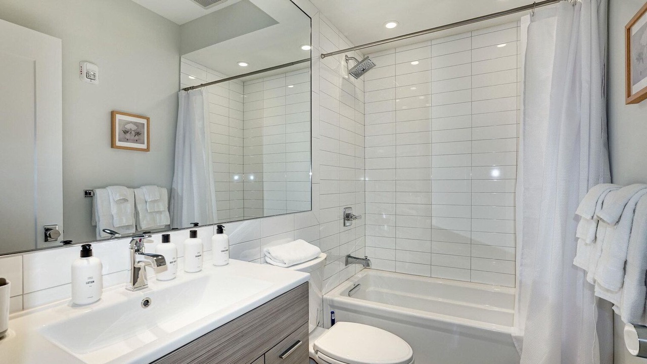 Photo of Bathroom in H Street Corridor