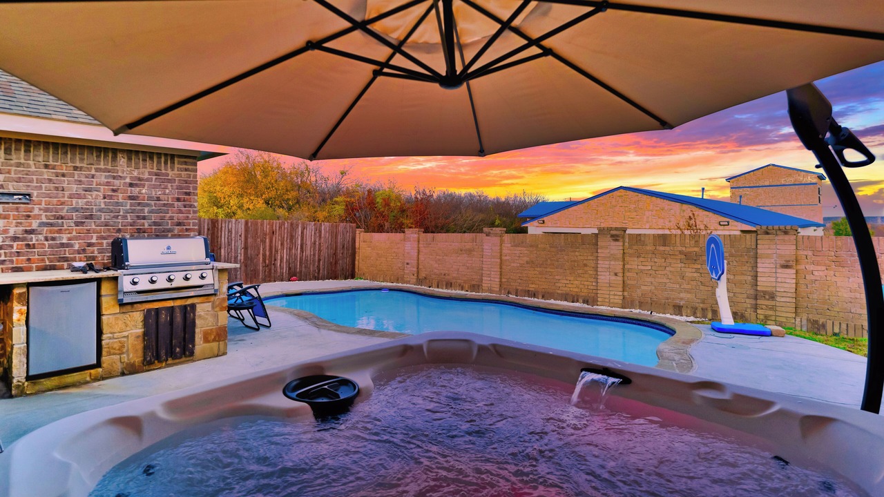 Photo of Patio Balcony in Grand Prairie