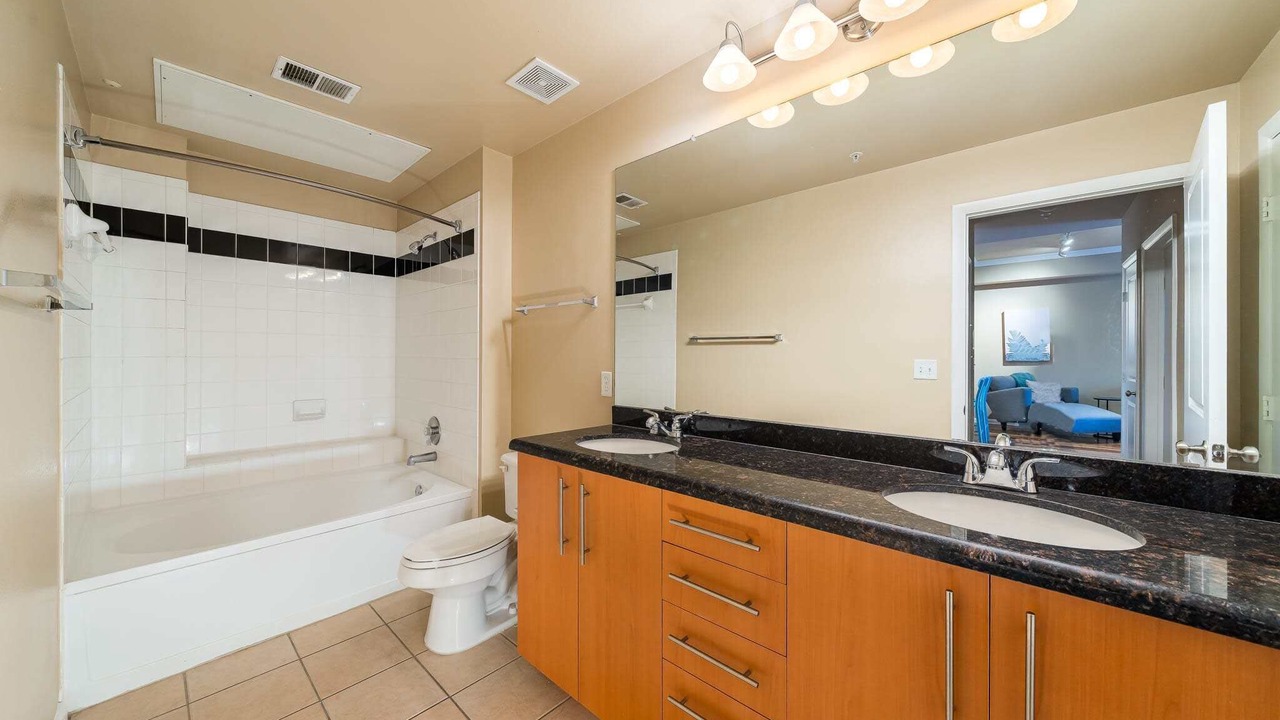 Photo of Bathroom in Cityplace