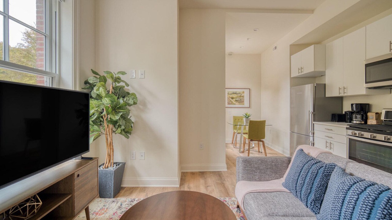 Photo of Livingroom in Dupont Circle