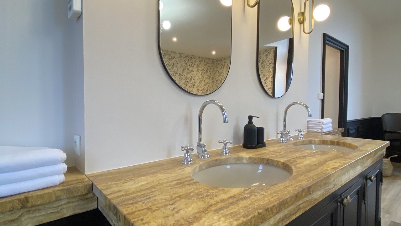Photo of Bathroom in Haux