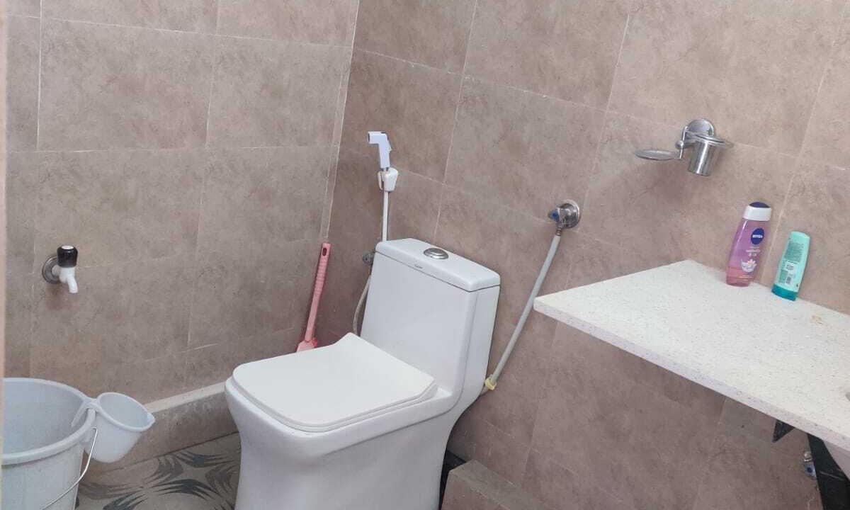 Photo of Bathroom in Madduru