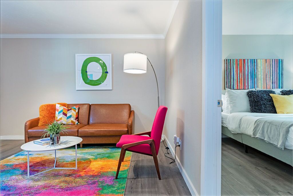 Photo of Livingroom in South Central Houston