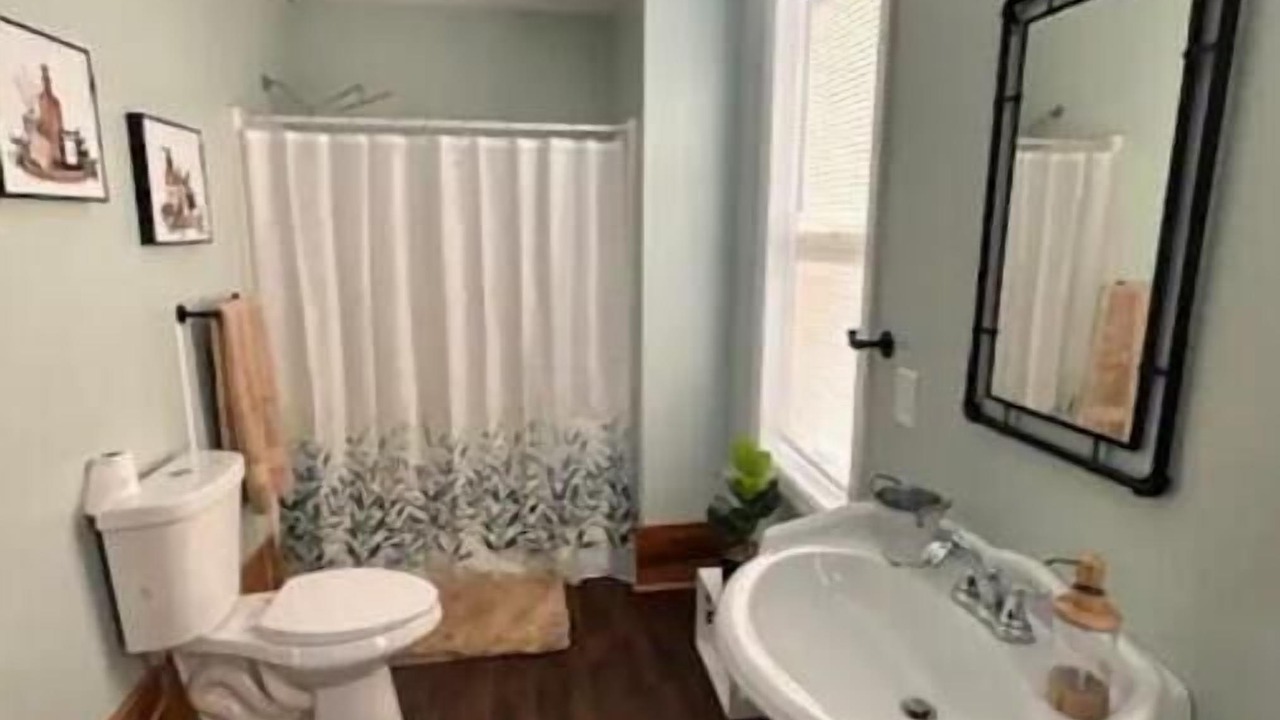Photo of Bathroom in Salunga