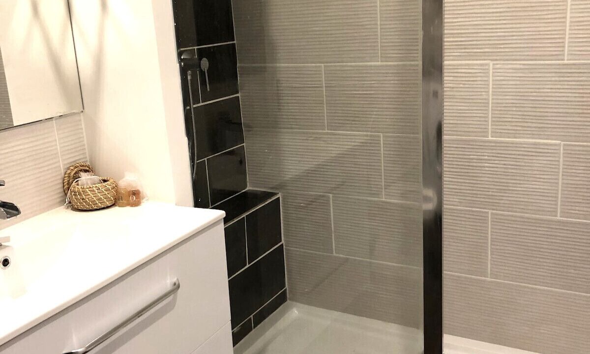 Photo of Bathroom in Nord - Gare