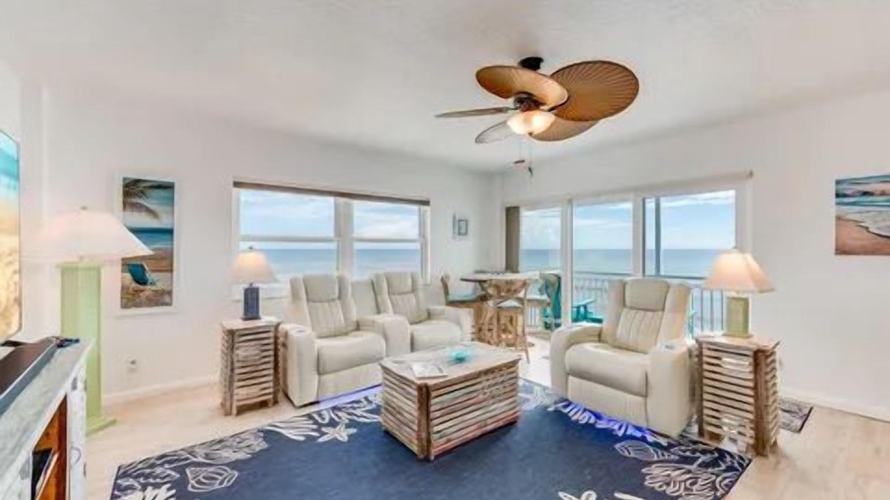 Photo of Livingroom in South Patrick Shores