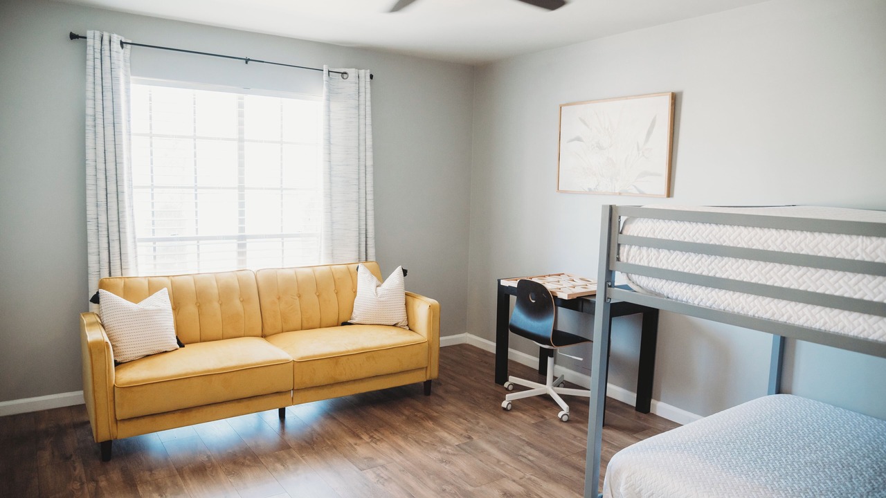 Photo of Bedroom in Pebble Hills Park