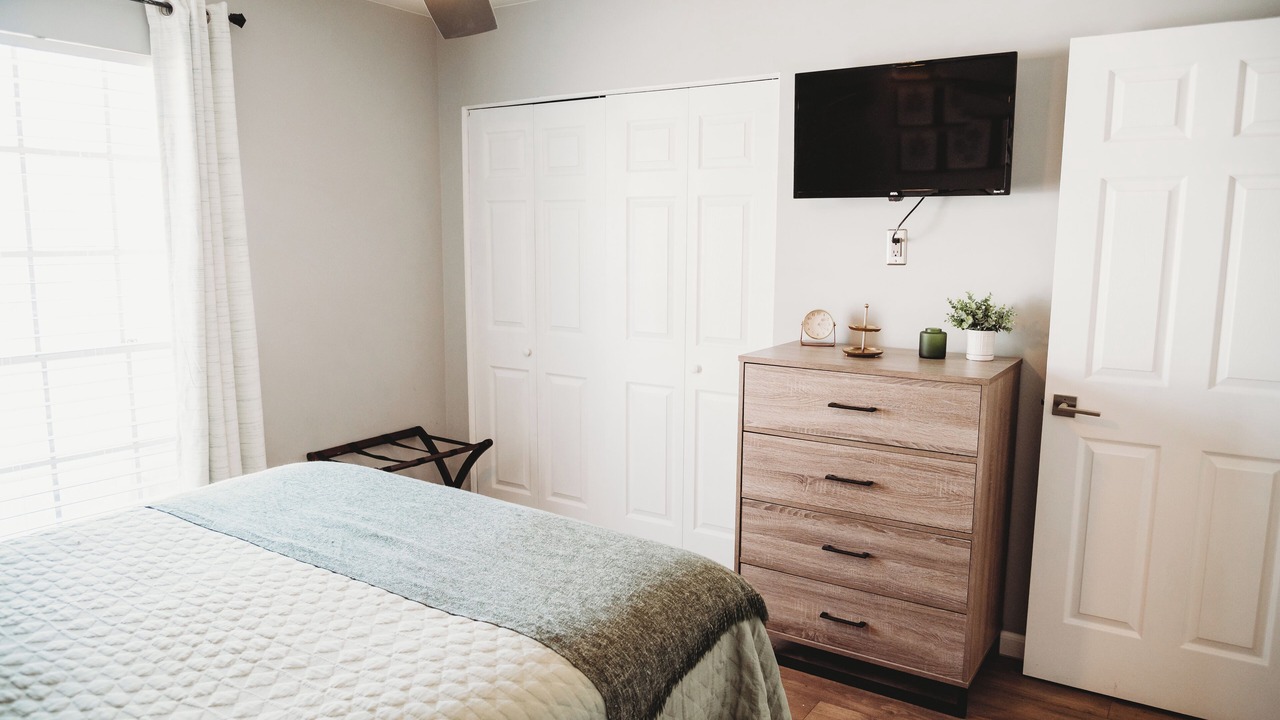 Photo of Bedroom in Pebble Hills Park
