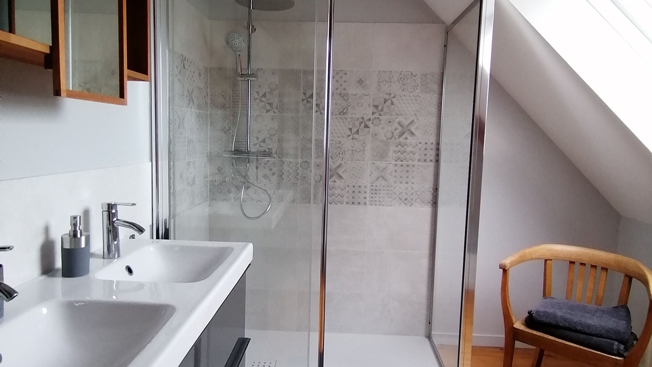 Photo of Bathroom in Plougrescant