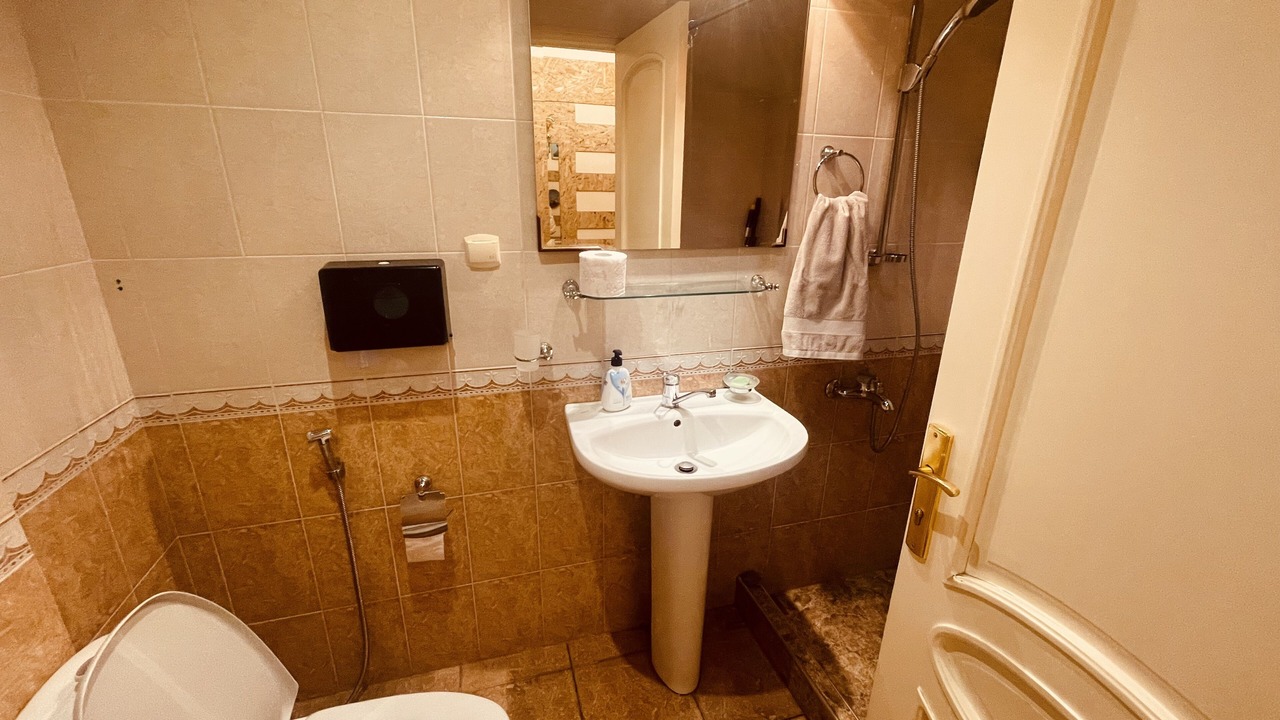 Photo of Bathroom in Kentron