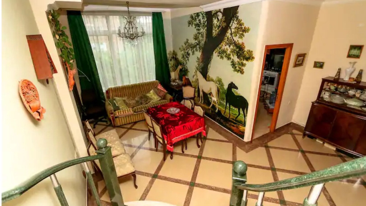 Photo of Livingroom in Kentron