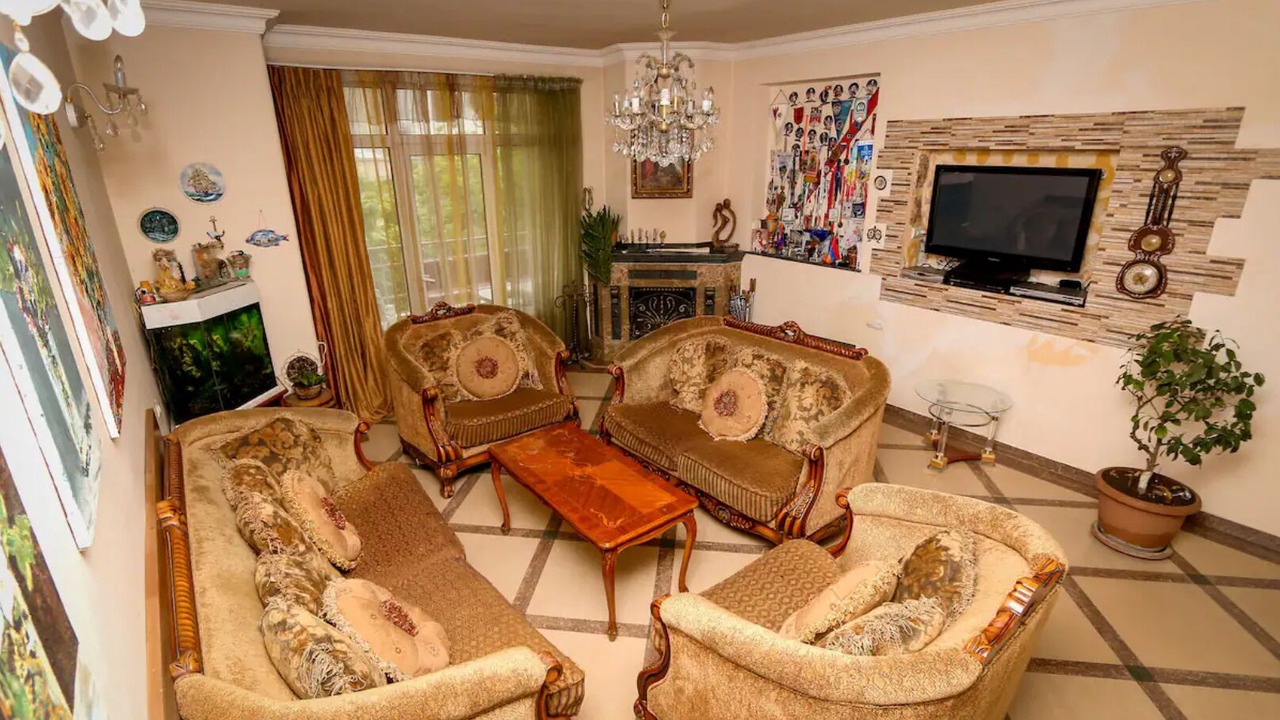 Photo of Livingroom in Kentron