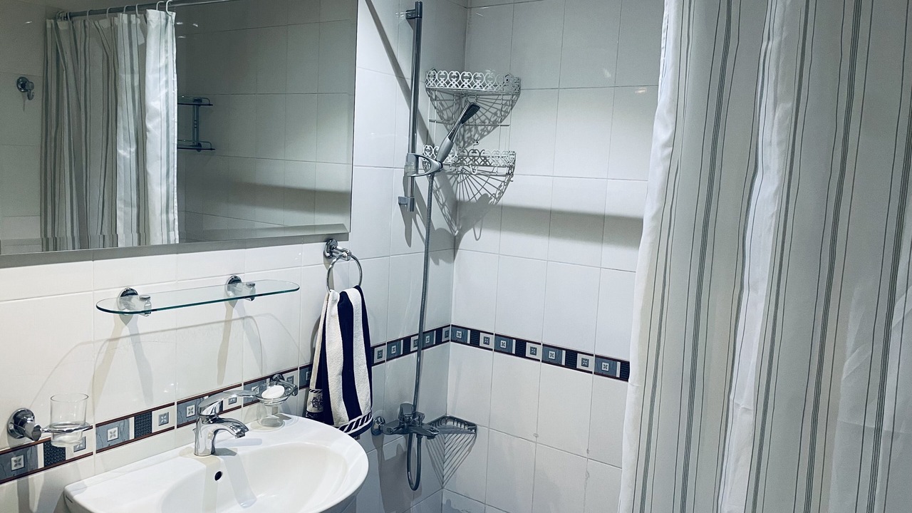 Photo of Bathroom in Kentron