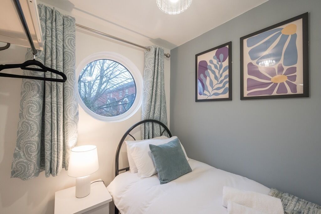 Photo of Bedroom in Belfast City Centre
