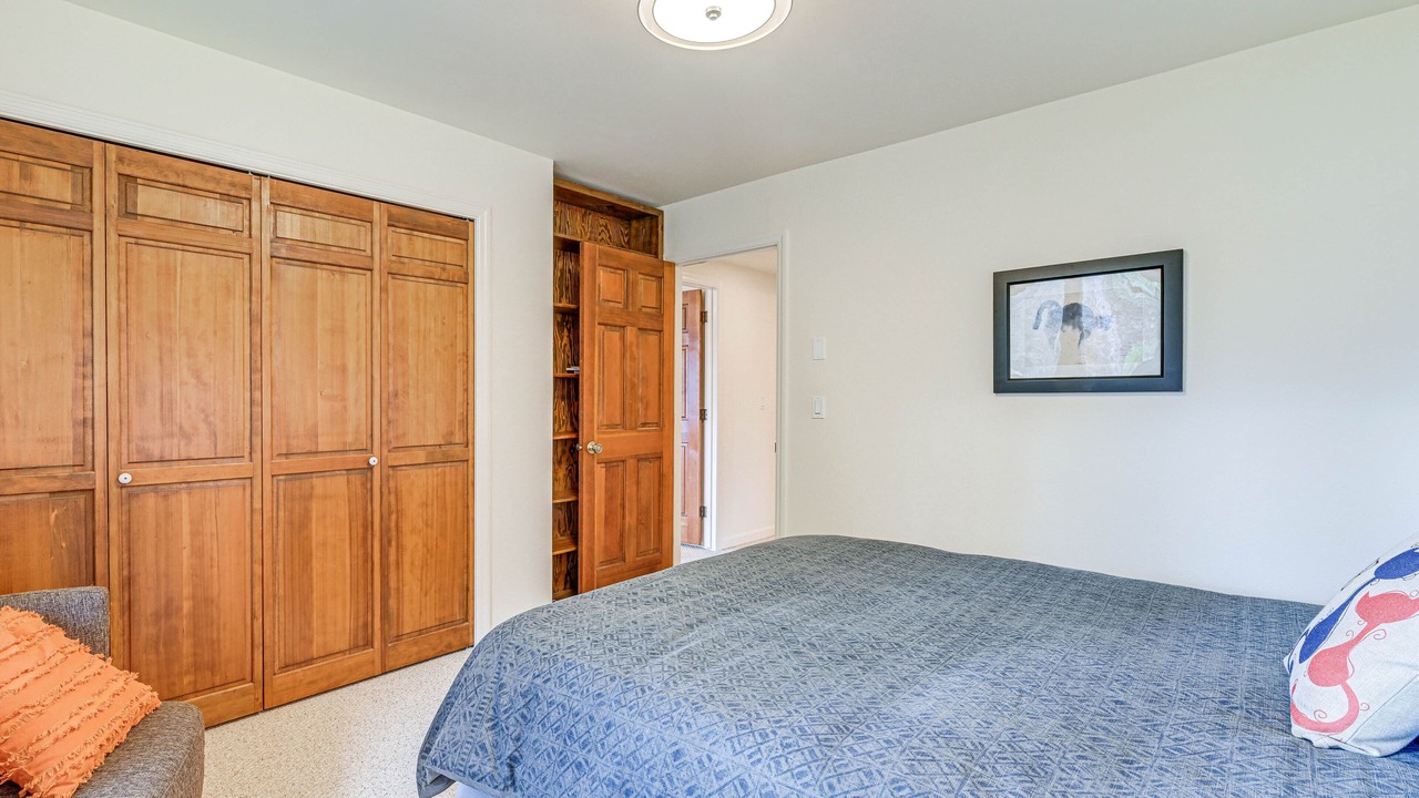 Photo of Bedroom in Grants Pass