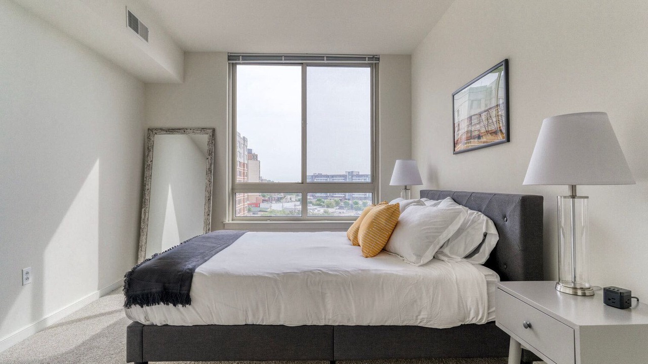 Photo of Bedroom in Downtown