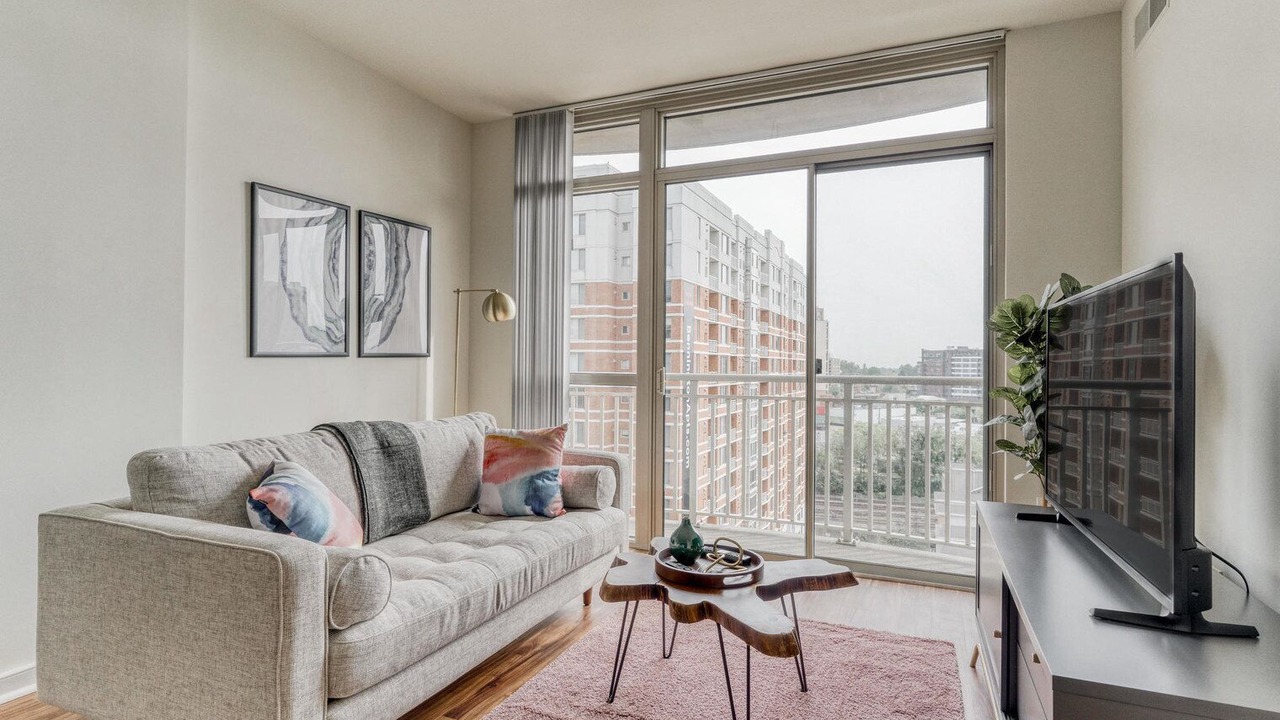 Photo of Livingroom in Downtown