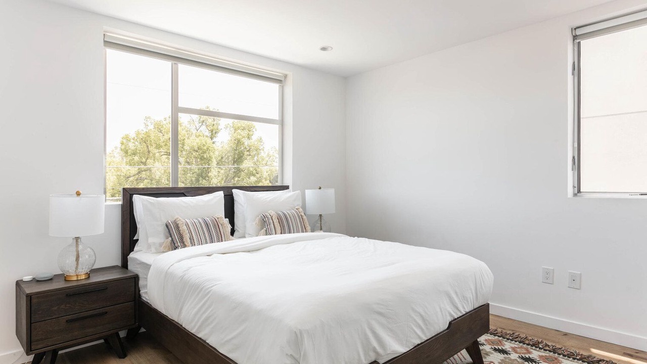 Photo of Bedroom in Valley Village